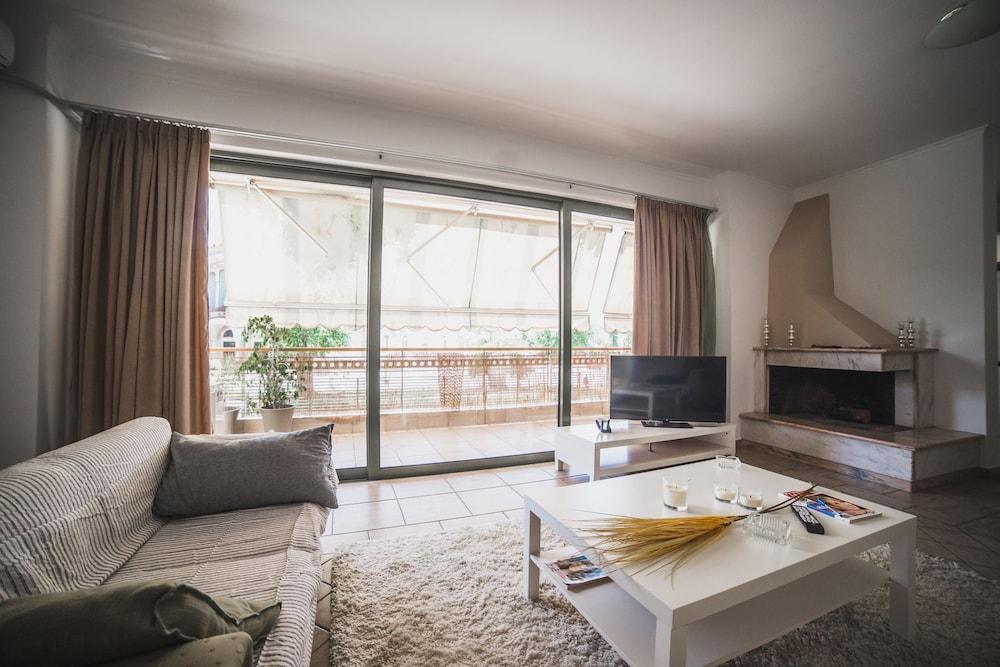 Nefeli City Apartments Patras Luaran gambar