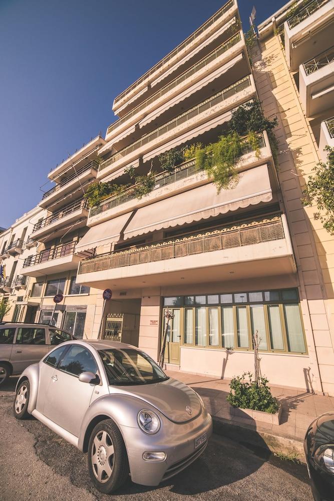 Nefeli City Apartments Patras Luaran gambar