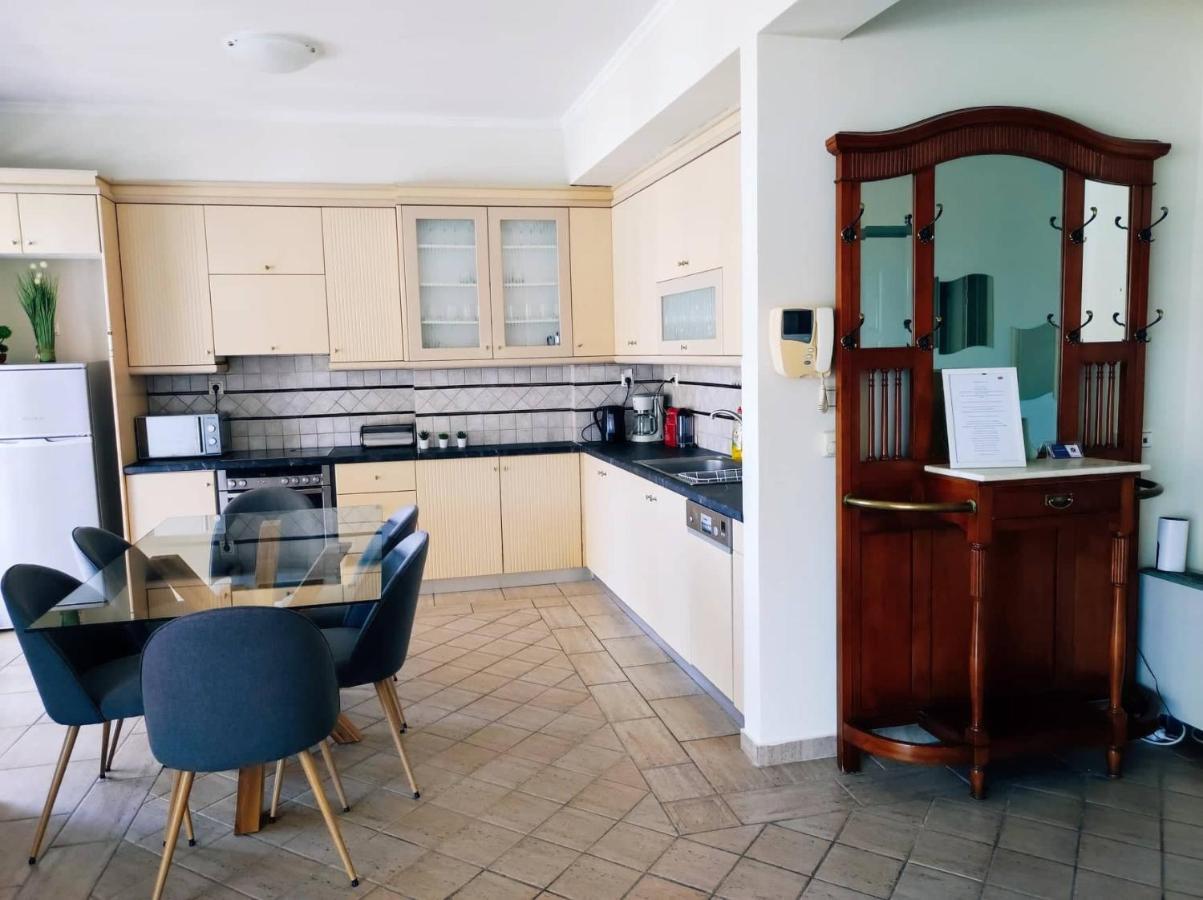 Nefeli City Apartments Patras Luaran gambar