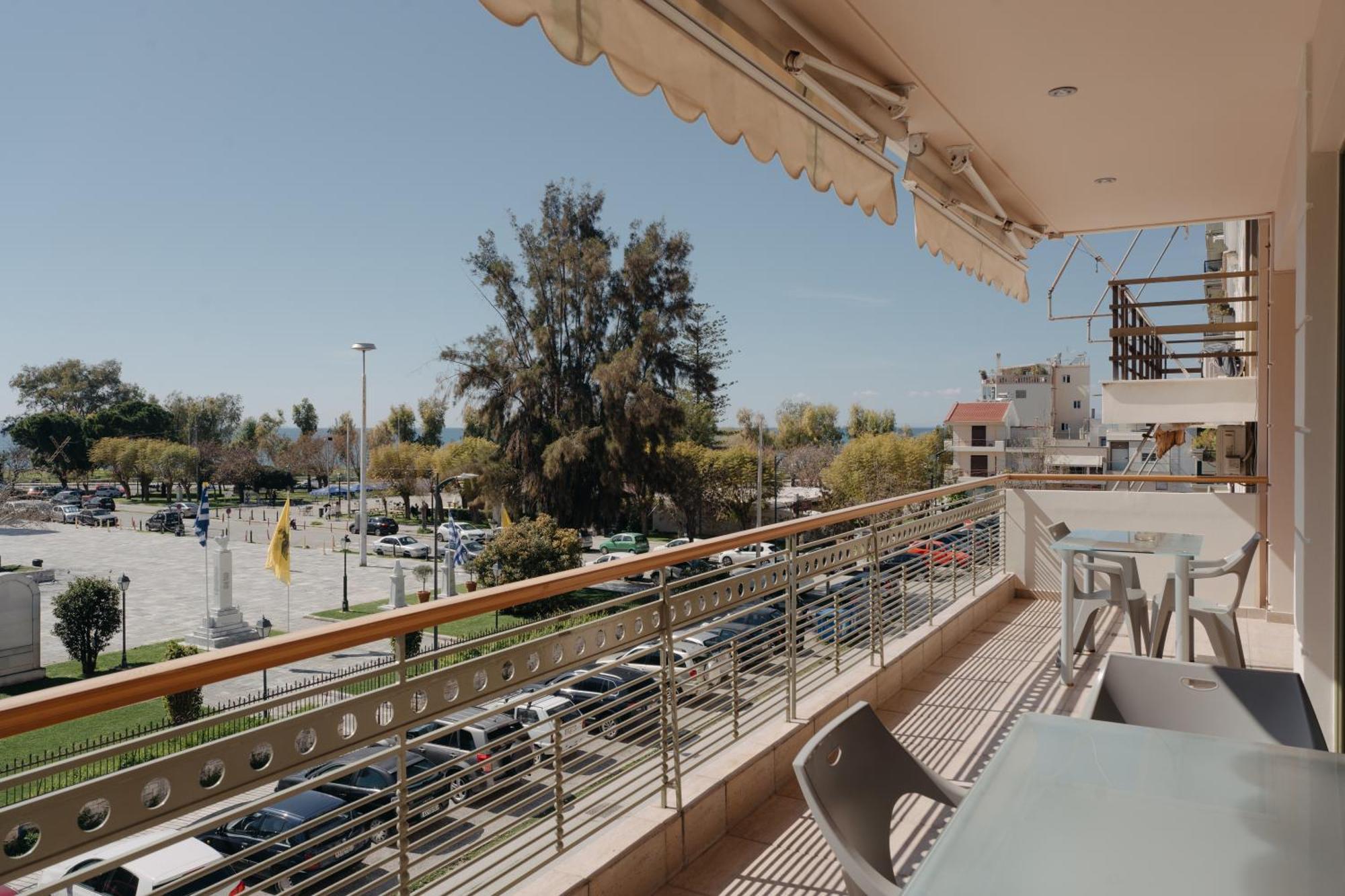 Nefeli City Apartments Patras Luaran gambar