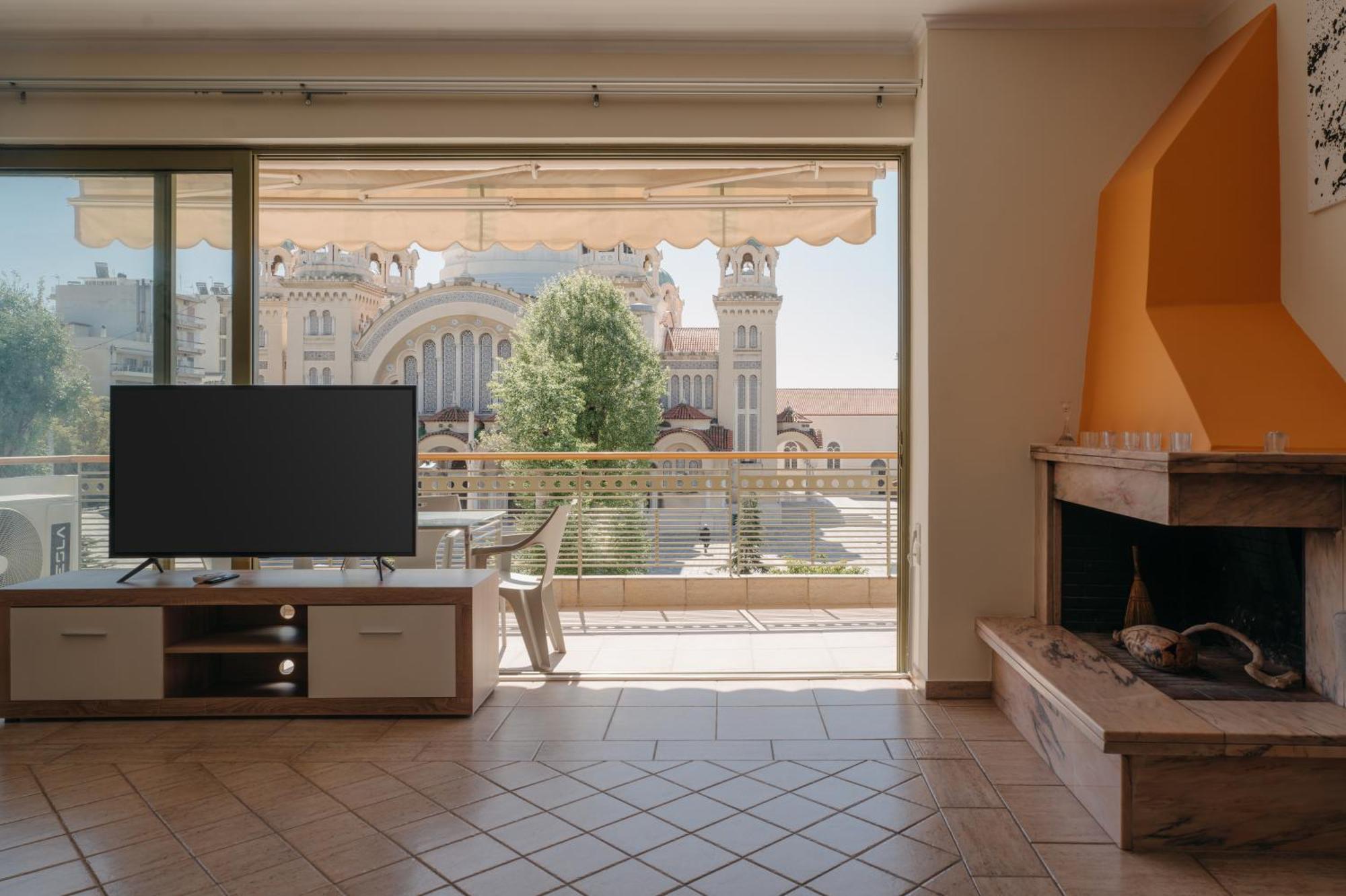 Nefeli City Apartments Patras Luaran gambar